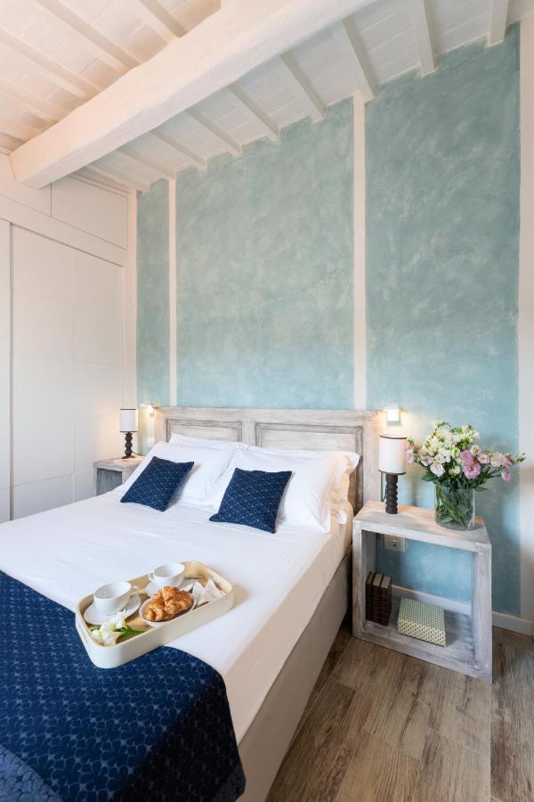 Apartment Terrace In Piazza Strozzi-center Of Florence