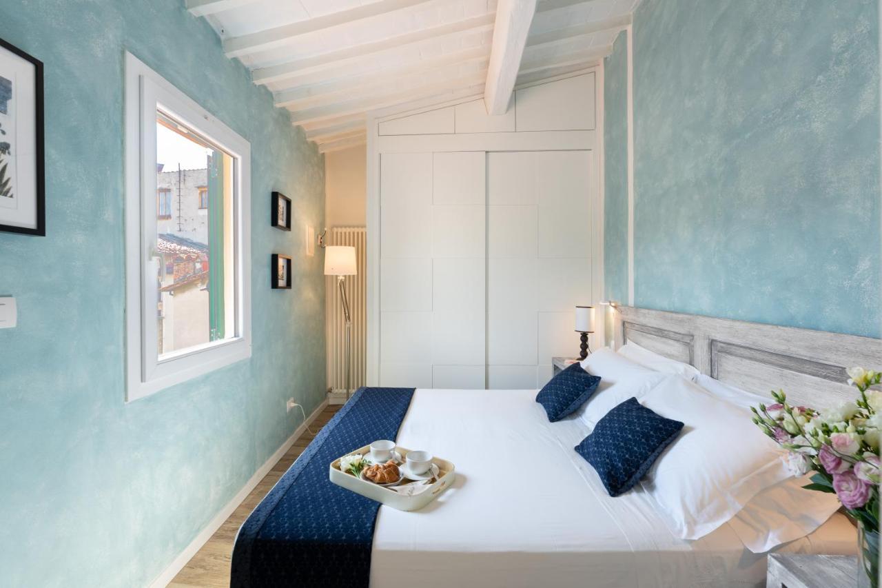 Apartment Terrace In Piazza Strozzi-center Of Florence
