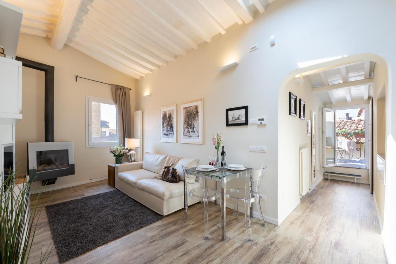 Apartment Terrace In Piazza Strozzi-center Of Florence